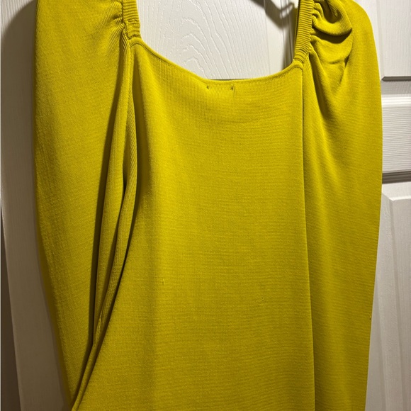 Square Neck Top - Picture 5 of 8